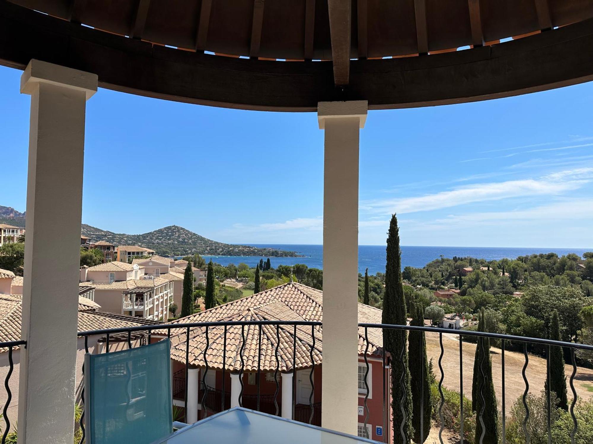Cap Esterel Vue Mer Et Climatise Saint-Raphaël Extérieur photo